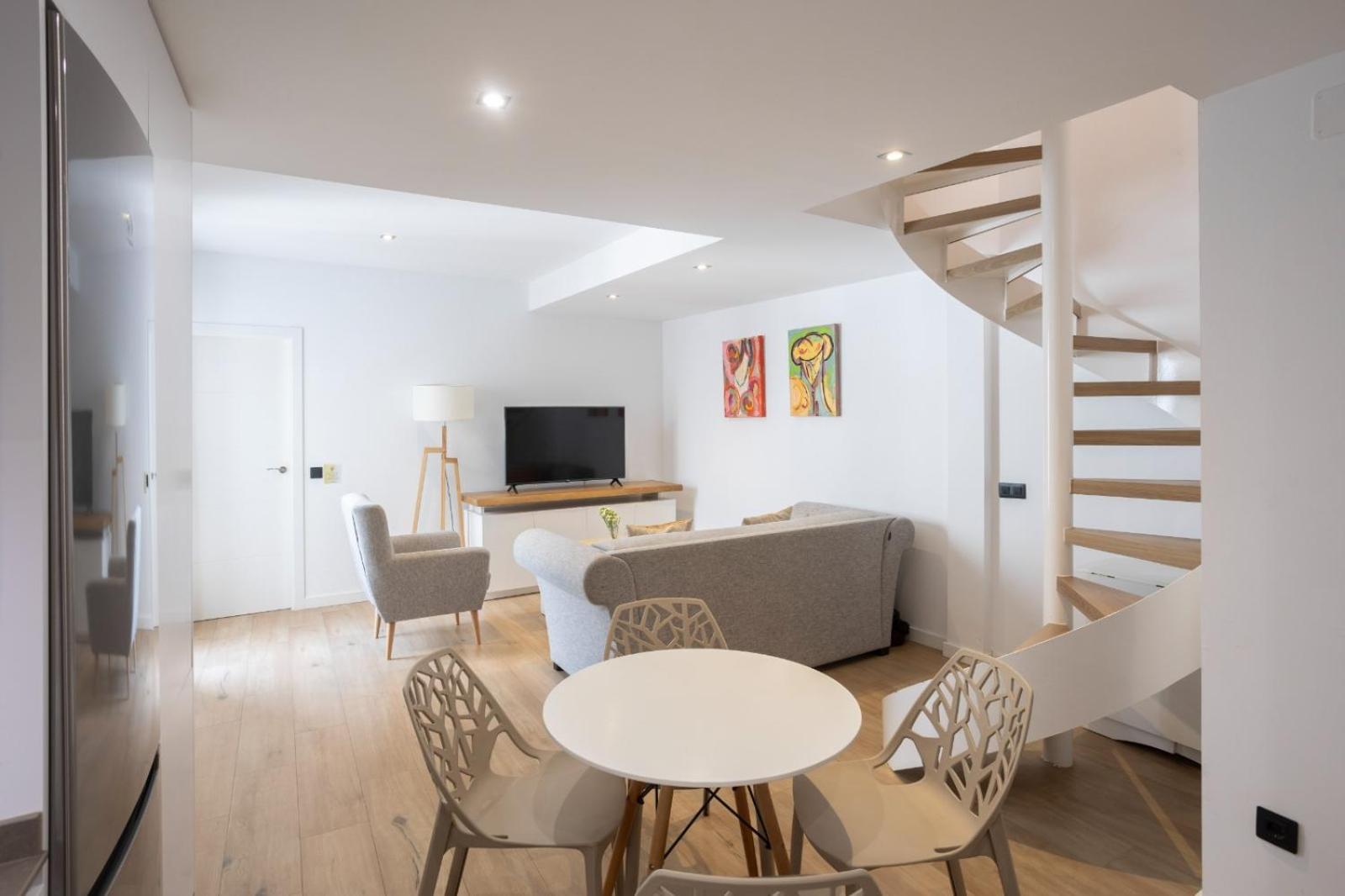 Private & Pool Goyeneta Sevilla Urban Apartment Exterior photo